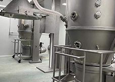 Vertical boiling granulating dryer