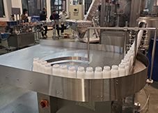 Automatic Liquid 50ML-1L filling Machine（customized）